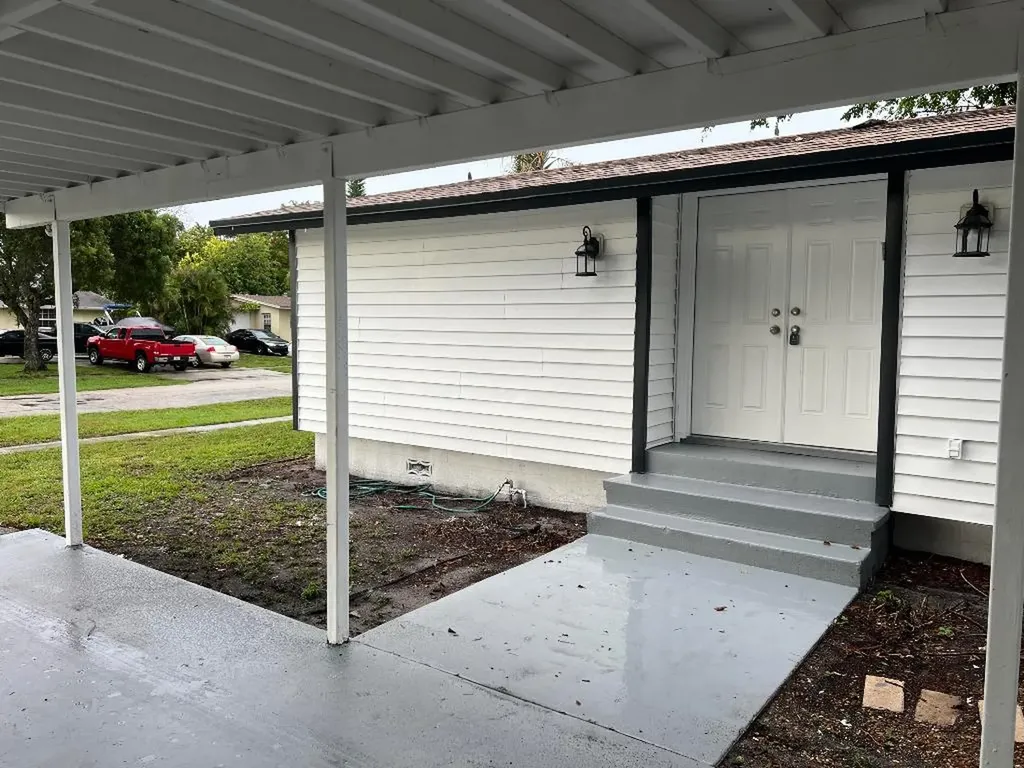 3884 Mackinac Road Lake Worth FL 33462