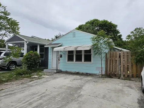516 N C Street Lake Worth Beach FL 33460