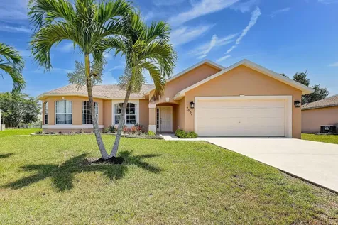 2051 SE Ellington Terrace Port St Lucie FL 34952
