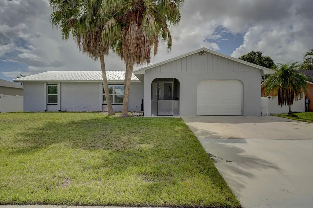 1917 SE Floresta Drive Port St Lucie FL 34983