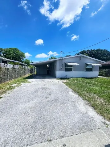 1556 W 20th Street Riviera Beach FL 33404