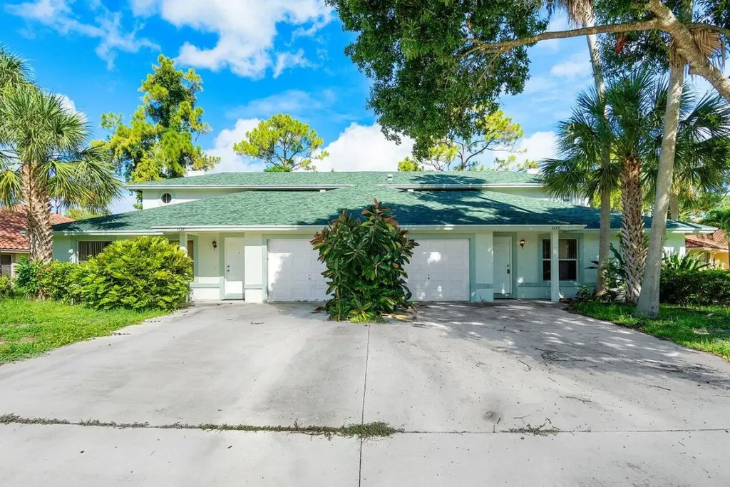 1135 Staghorn Street Wellington FL 33414