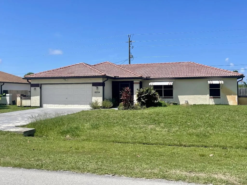 1577 SE Appamattox Terrace Port St Lucie FL 34952