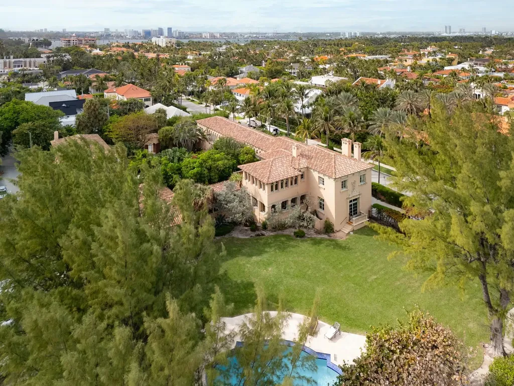 200 N Ocean Boulevard Palm Beach FL 33480