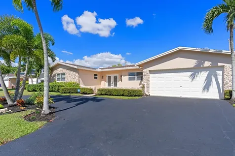 4471 NW 6th Court Coconut Creek FL 33066
