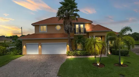 5575 NW Wesley Court Port St Lucie FL 34986