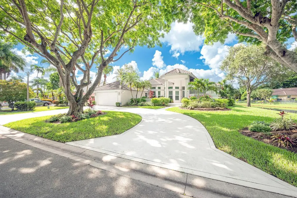 10370 NW 50th Court Coral Springs FL 33076