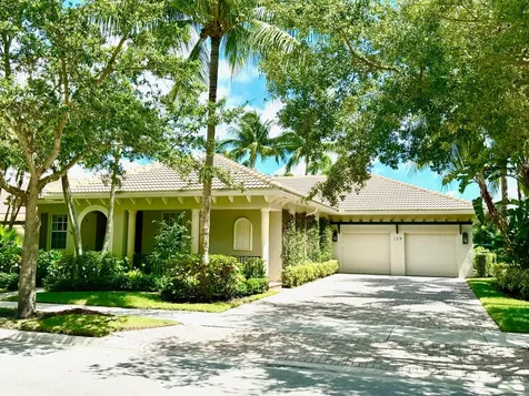 129 Via Santa Cruz Jupiter FL 33458