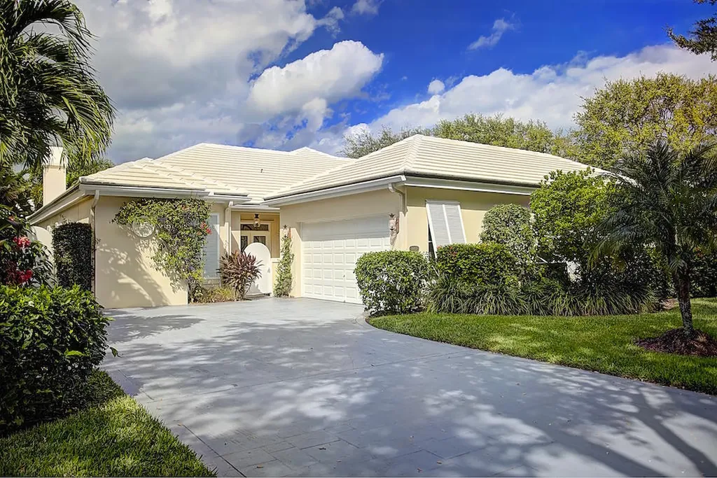 14499 Cypress Island Circle Palm Beach Gardens FL 33410