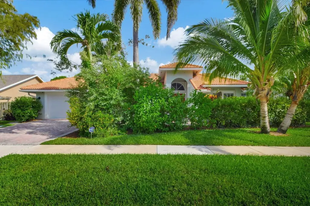 13525 Brixham Street Wellington FL 33414