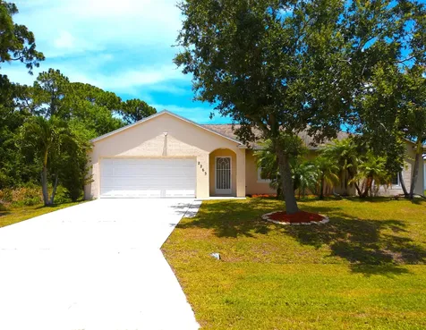 2265 SE Belvedere Street Port St Lucie FL 34984