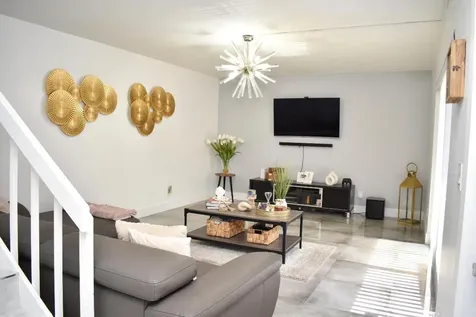 406 Arabian Road Palm Springs FL 33461