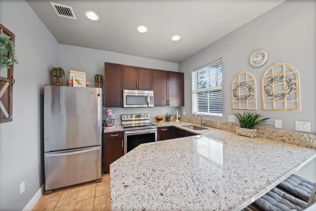 6970 Long Pine Circle Coconut Creek FL 33073