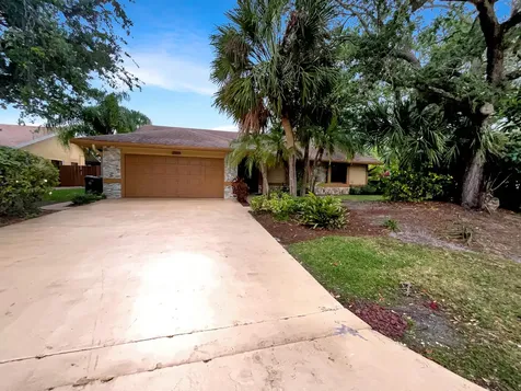 2191 NW 40th Avenue Coconut Creek FL 33066