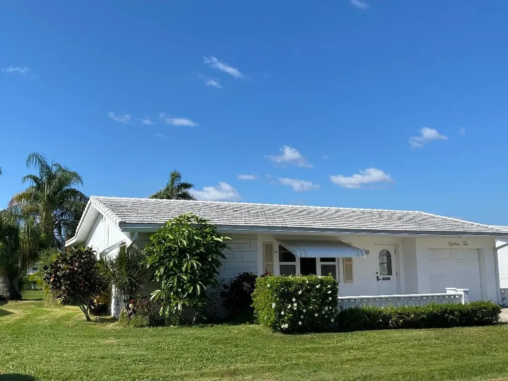 1810 SW 19th Avenue Boynton Beach FL 33426