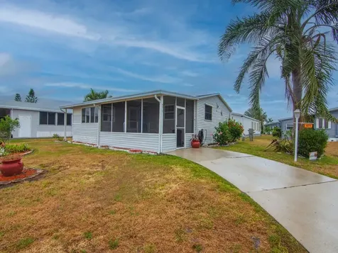471 Tropical Isle Circle Fort Pierce FL 34982