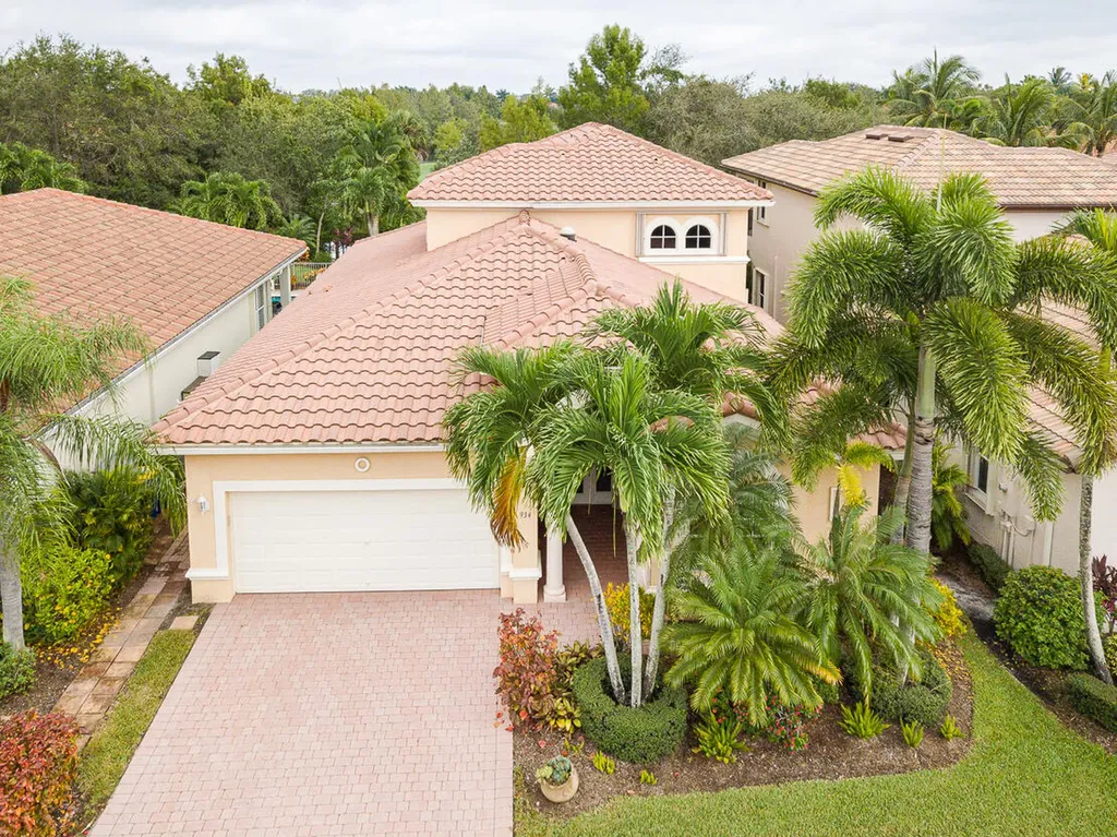 934 SW Palm Cove Drive Palm City FL 34990