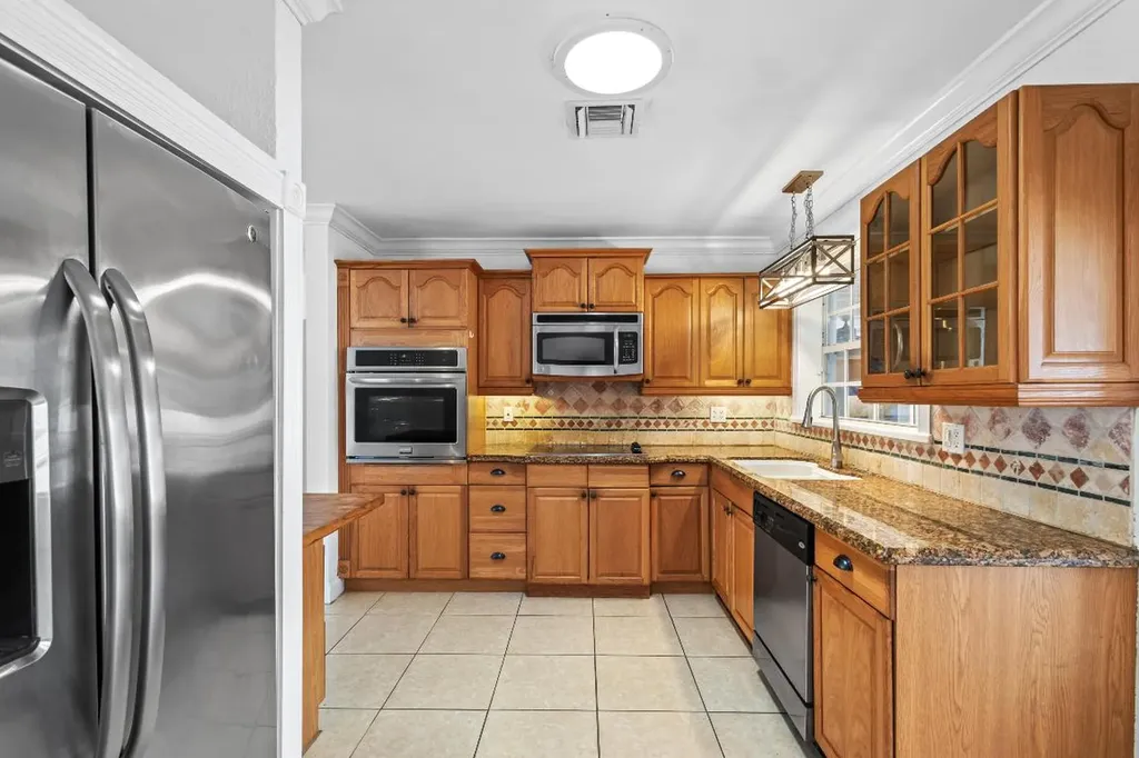 7823 Griswold Street Lantana FL 33462
