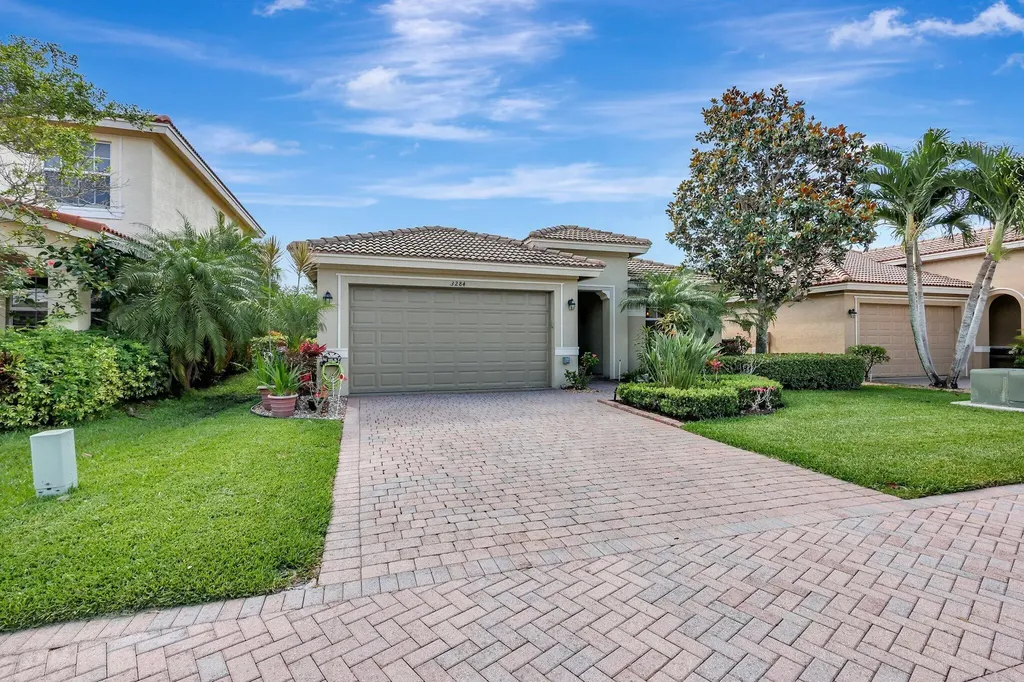 3284 SW Porpoise Circle Stuart FL 34997