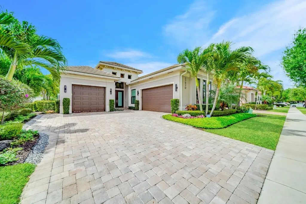 17970 Lake Azure Way Boca Raton FL 33496