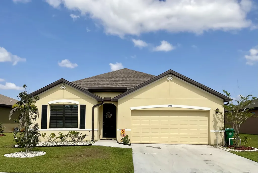 6538 NW Oaklawn Way Port St Lucie FL 34983