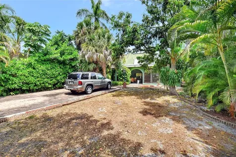 113 NE 11th Street Delray Beach FL 33444