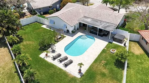 8451 NW 26th Drive Coral Springs FL 33065