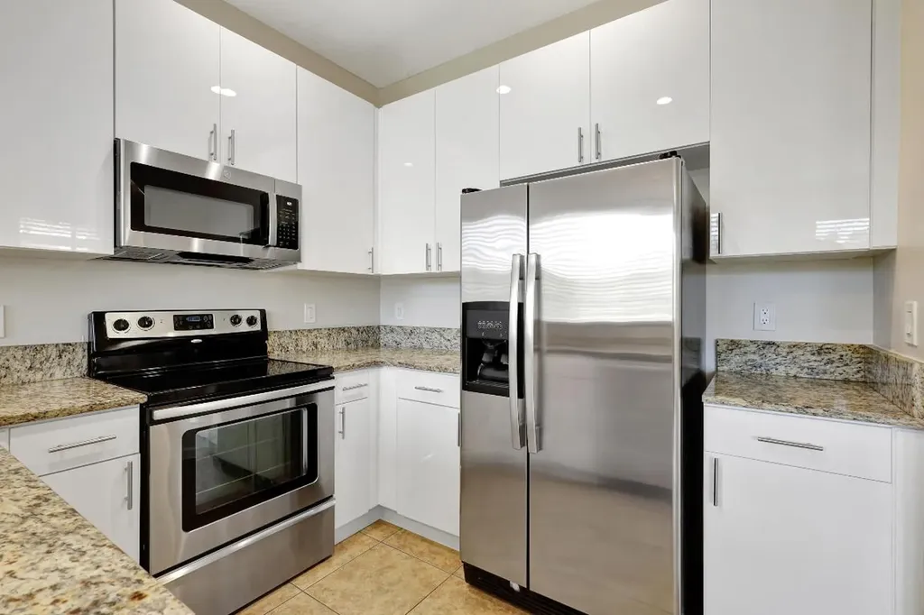 4384 Berkshire Wharf Drive Lake Worth FL 33461