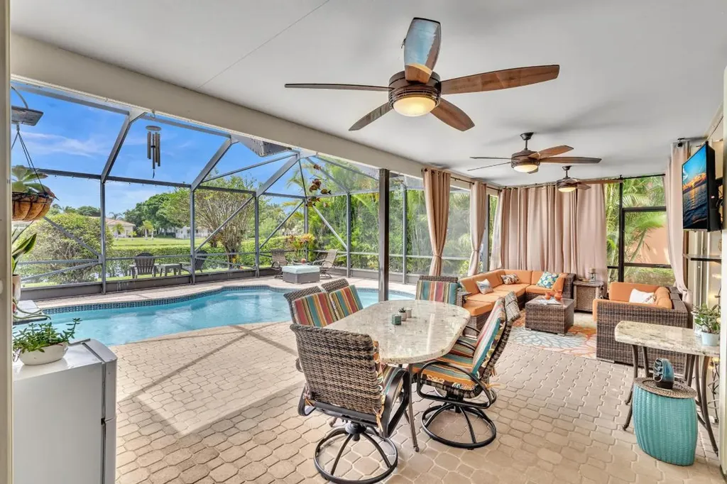 5935 Bay Hill Circle Lake Worth FL 33463