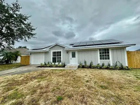 2061 SW Burman Lane Port St Lucie FL 34984
