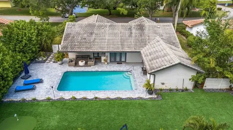 11370 NW 1st Place Coral Springs FL 33071