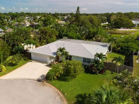 689 SE Whitmore Drive Port St Lucie FL 34984