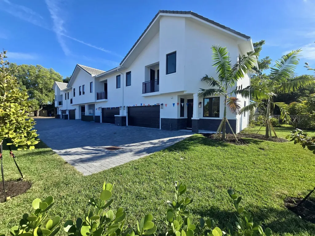 6997 NW 30th Terrace Fort Lauderdale FL 33309
