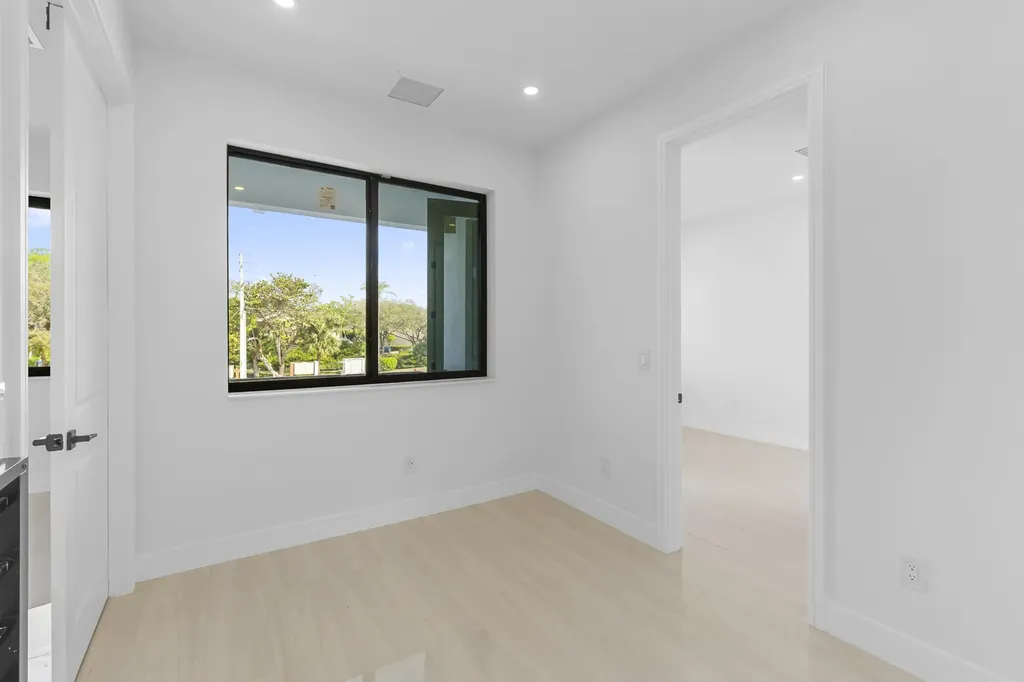 6997 NW 30th Terrace Fort Lauderdale FL 33309