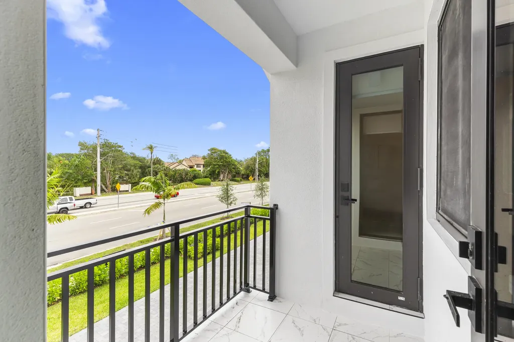 6997 NW 30th Terrace Fort Lauderdale FL 33309