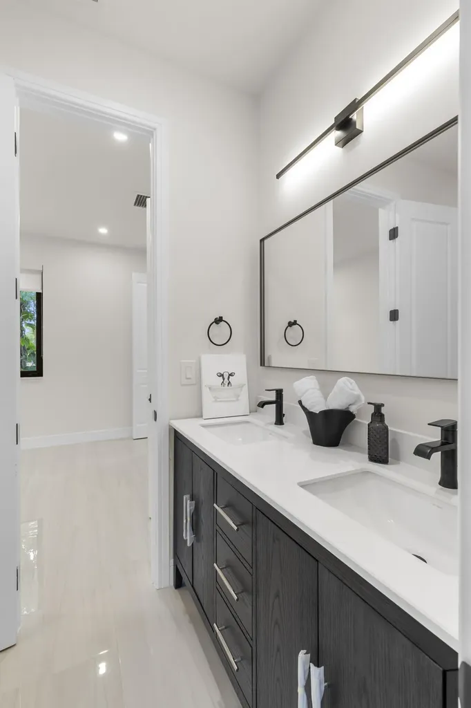 6997 NW 30th Terrace Fort Lauderdale FL 33309