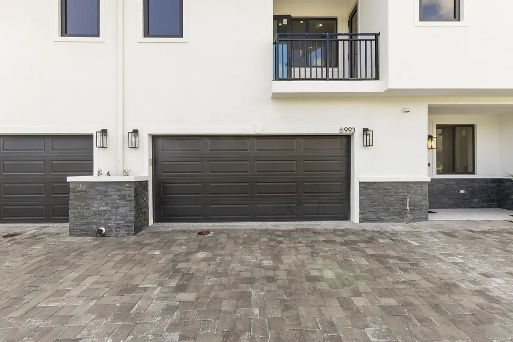6997 NW 30th Terrace Fort Lauderdale FL 33309