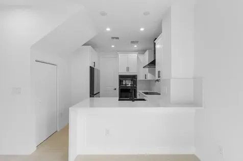 6997 NW 30th Terrace Fort Lauderdale FL 33309