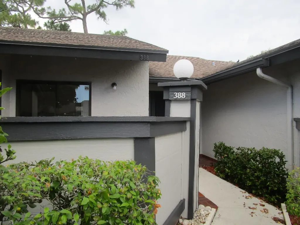 388 Oxen Hill Court Royal Palm Beach FL 33411