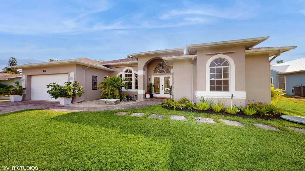 631 SE Forgal Street Port St Lucie FL 34983