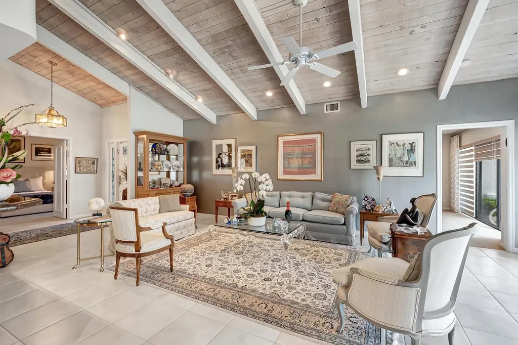 19532 Bay View Road Boca Raton FL 33434