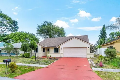 1822 Edgewater Drive Boynton Beach FL 33436