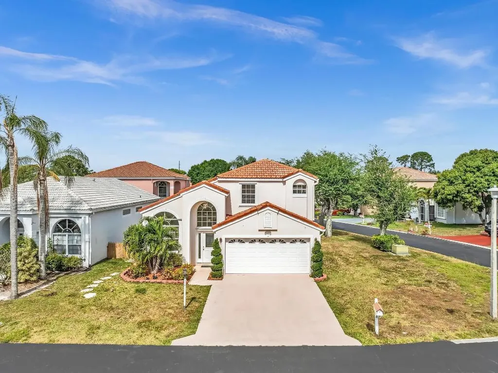 125 Oakwood Way Greenacres FL 33463