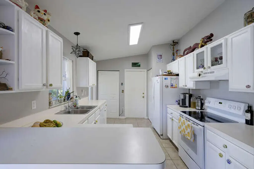 1817 N M Street Lake Worth Beach FL 33460