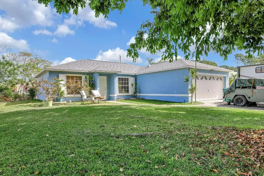 2249 SW Kenwick Avenue Port St Lucie FL 34953