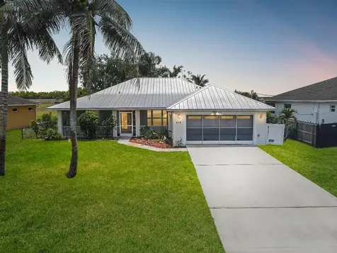 419 SW Kestor Drive Port St Lucie FL 34953