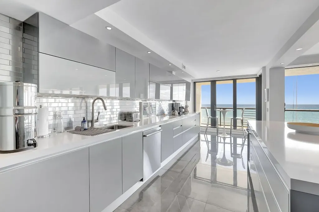 2727 S Ocean Boulevard Highland Beach FL 33487