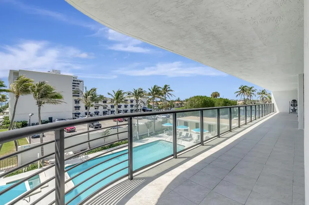 2727 S Ocean Boulevard Highland Beach FL 33487