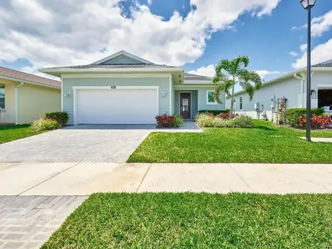 608 SE Mulberry Way Port St Lucie FL 34984