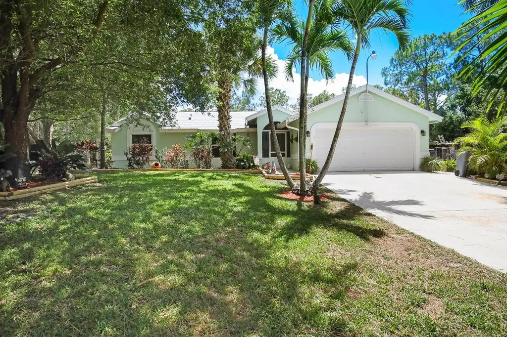17926 66th Court N Loxahatchee FL 33470